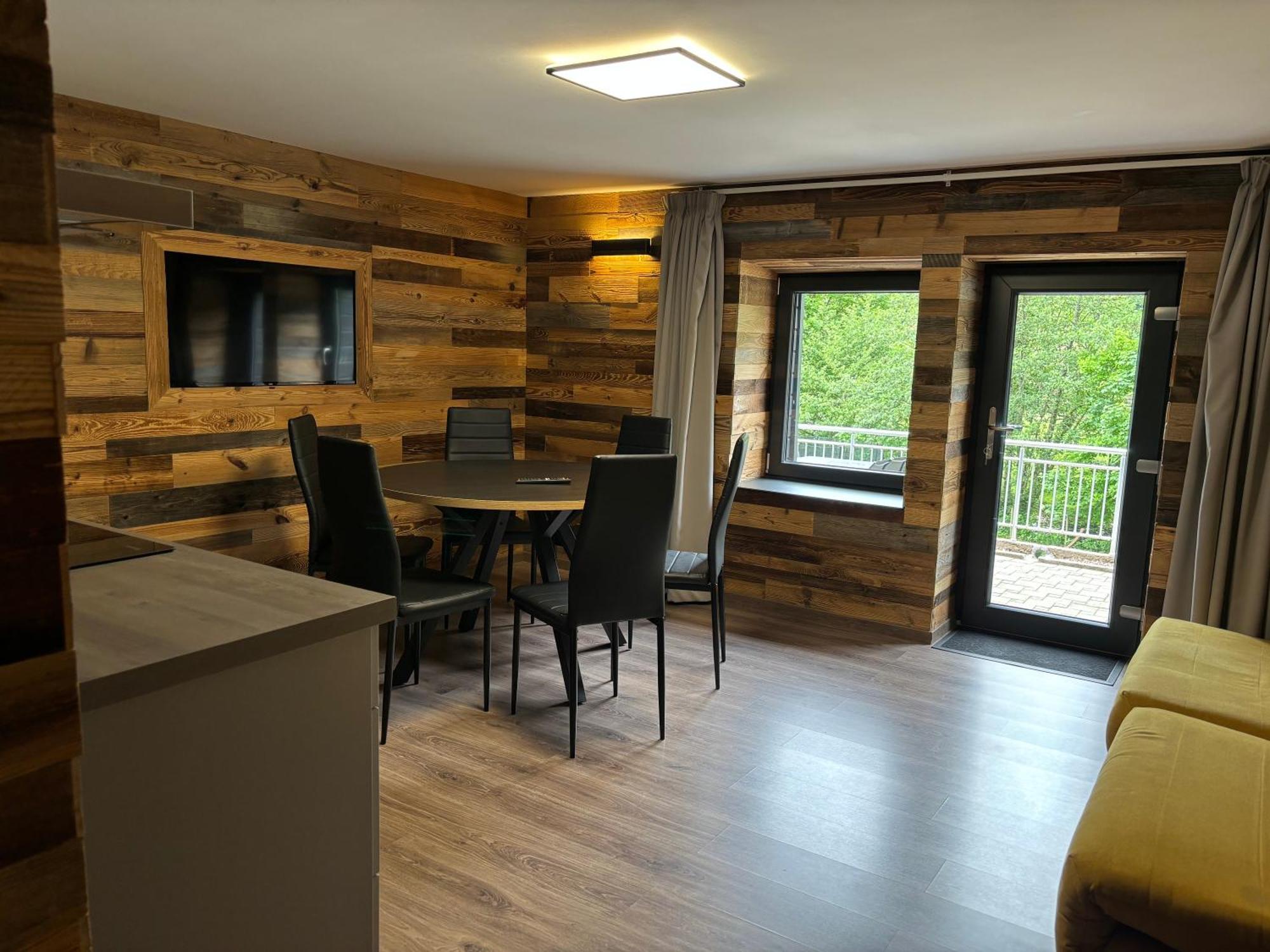 La Ferme de Rochesson, Jacuzzis privatif&Piscine commune Esterno foto